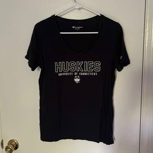 UCONN Huskies Champion T-shirt